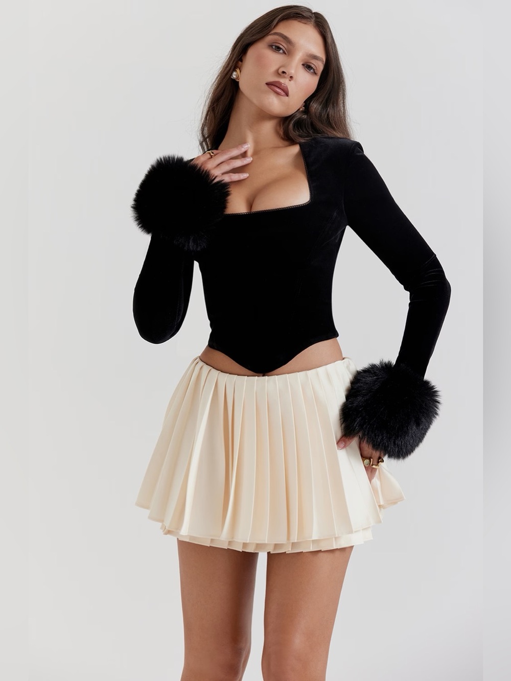 HOUSE OF CB Catriona Faux Fur Long Sleeve Corset Top in Black, XS,BRANDNEW $185